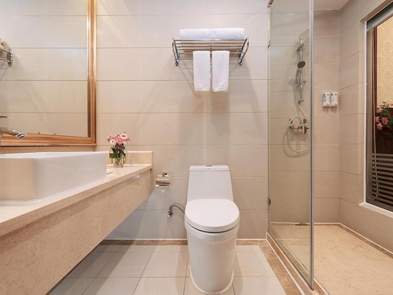 Vienna Hotel Zhongshan Xiaolan Екстер'єр фото